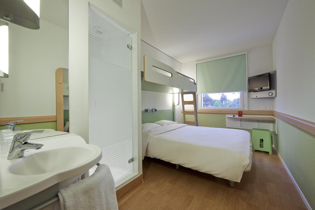 Отель Ibis Budget Lugano Paradiso Экстерьер фото